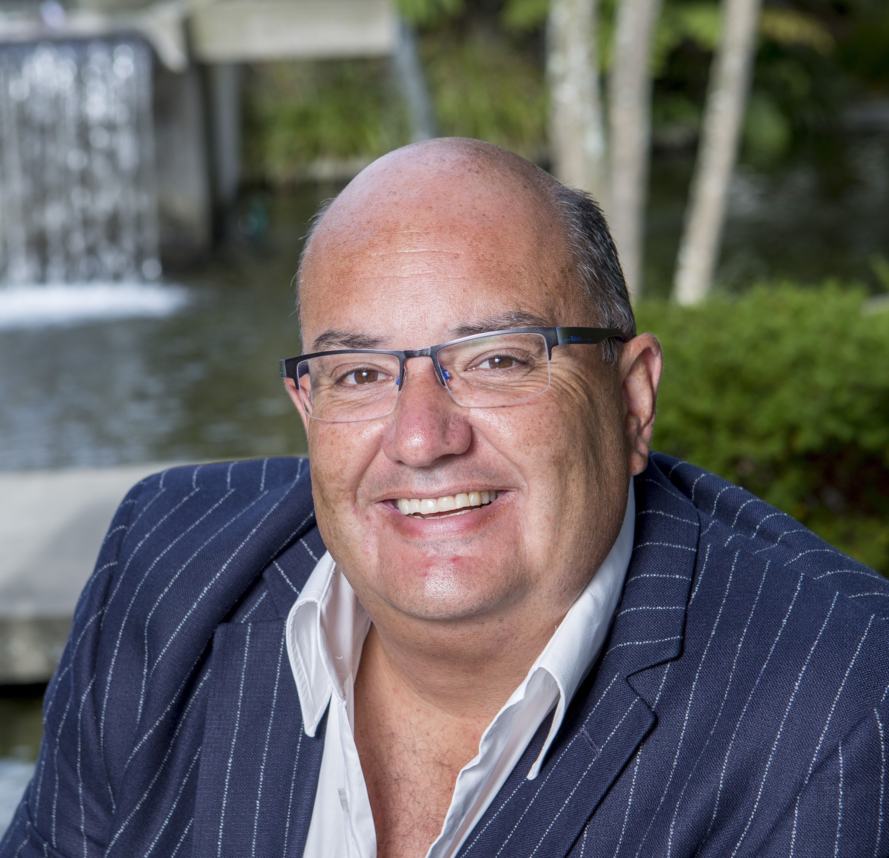 Darren Russell 